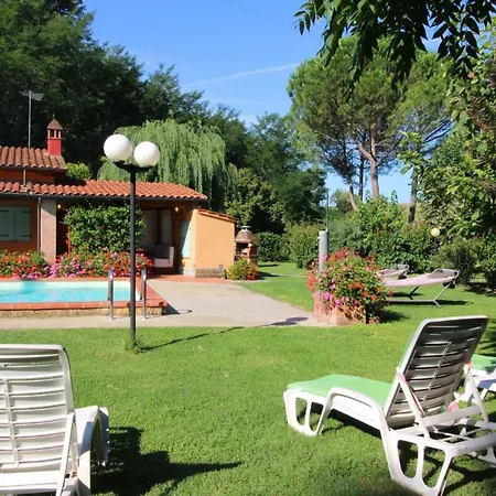 Perelli Sleeps 5 Pool Air Con Wifi וילה Bucine