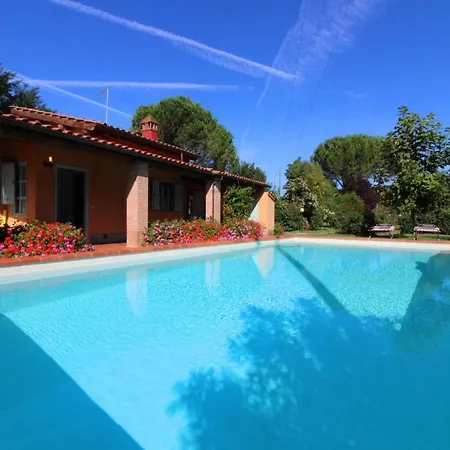 וילה Perelli Sleeps 5 Pool Air Con Wifi *
